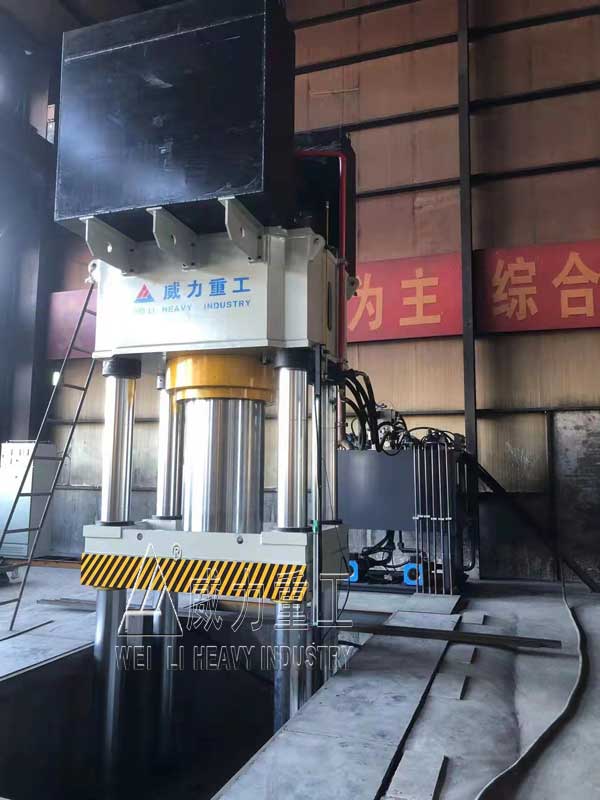 石墨坩埚成型液压机生产厂家